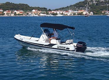 Falcor 22 Rent a Boat Murter 14 Falcor 22 Rent a Boat Murter 14