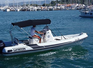 Falcor 22 Rent a Boat Murter 15 Falcor 22 Rent a Boat Murter 15