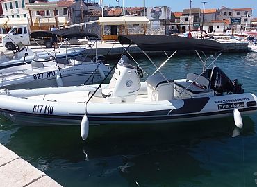 Falcor 22 Rent a Boat Murter 17 Falcor 22 Rent a Boat Murter 17