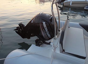 Falcor 22 Rent a Boat Murter 5 Falcor 22 Rent a Boat Murter 5