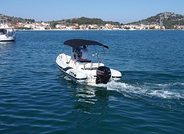 Falcor 22 Rent a Boat Murter 9 Falcor 22 Rent a Boat Murter 9